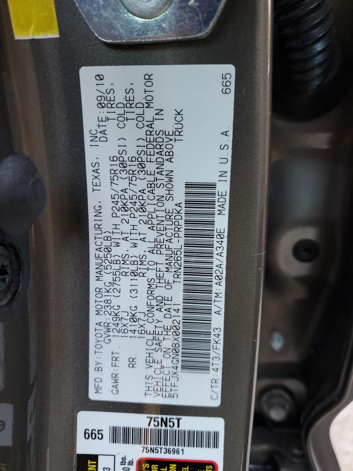 Toyota Tacoma Double Cab Image 12