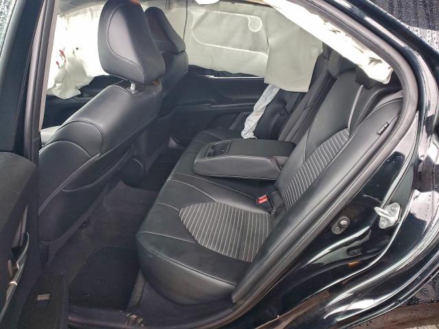 Toyota Camry Se Night Shade Image 10