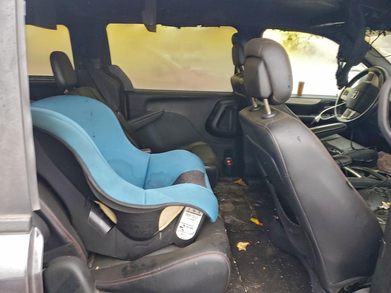 Dodge Caravan Gt Image 12