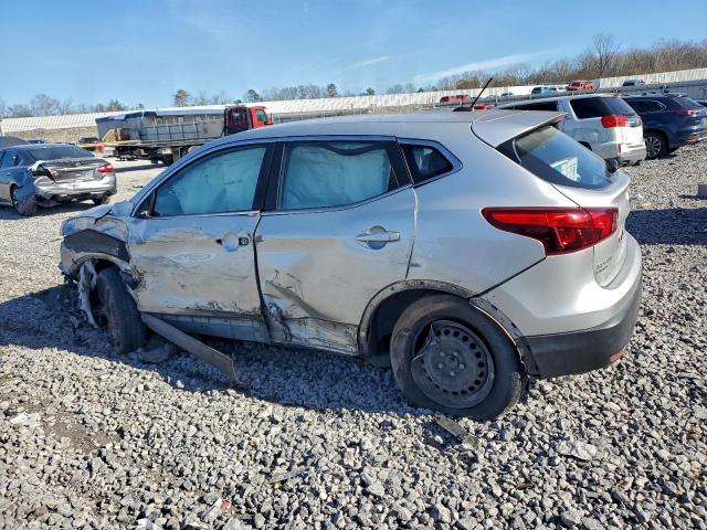 Nissan Rogue S Image 2