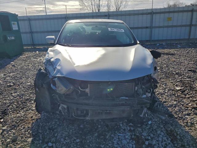 Nissan Rogue S Image 4