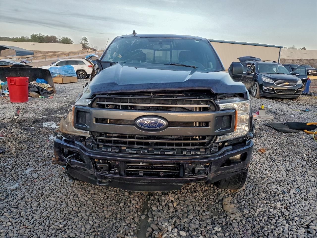 Ford F-150 Supercrew Image 9