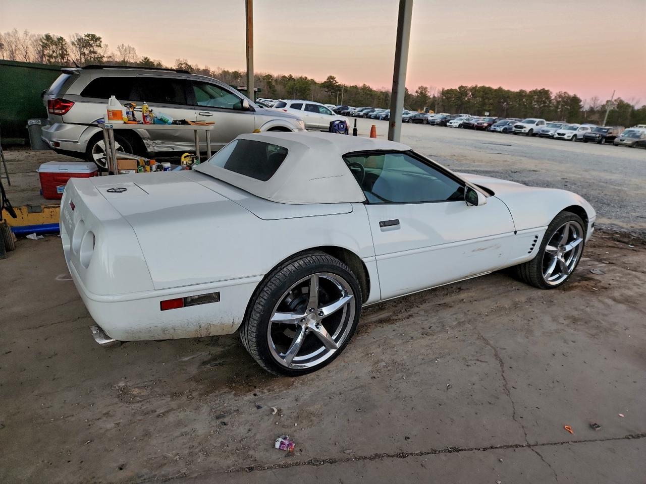Chevrolet Corvette Image 4