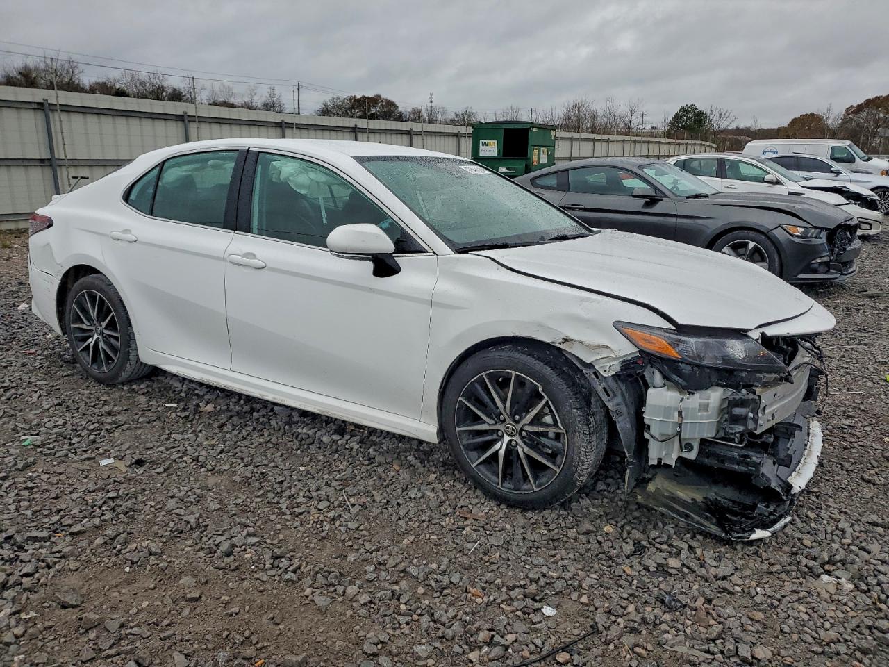 Toyota Camry Se Night Shade Image 5