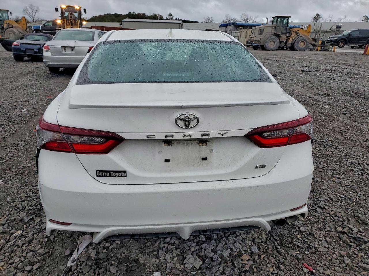 Toyota Camry Se Night Shade Image 3