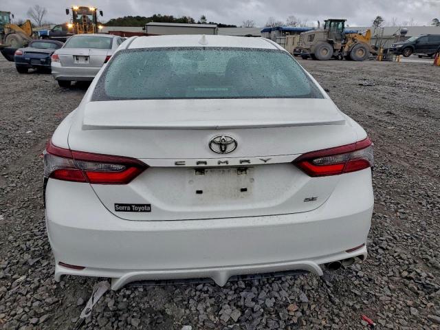 Toyota Camry Se Night Shade Image 3