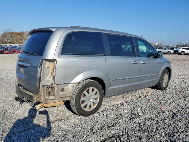 Chrysler Minivan Touring Image 3