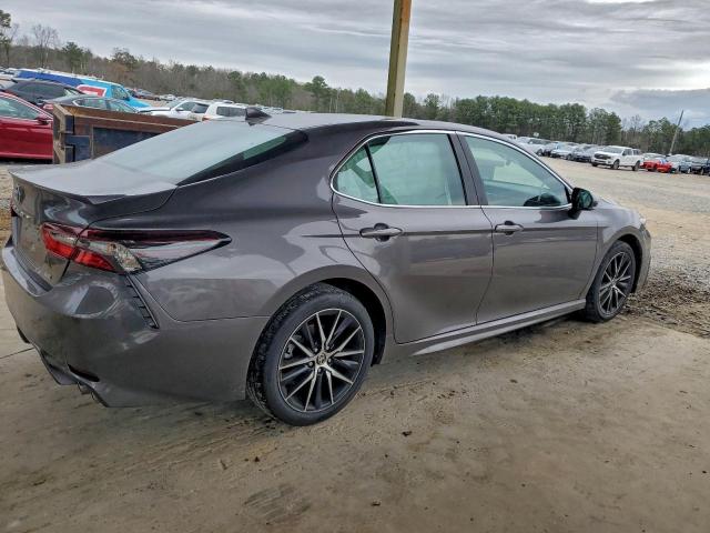 Toyota Camry Se Night Shade Image 2