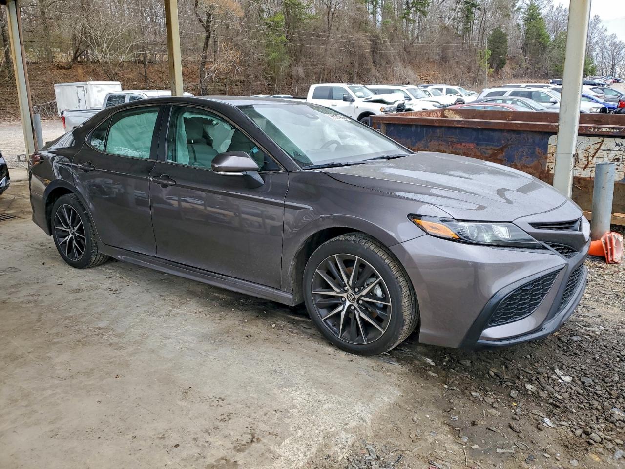 Toyota Camry Se Night Shade Image 7