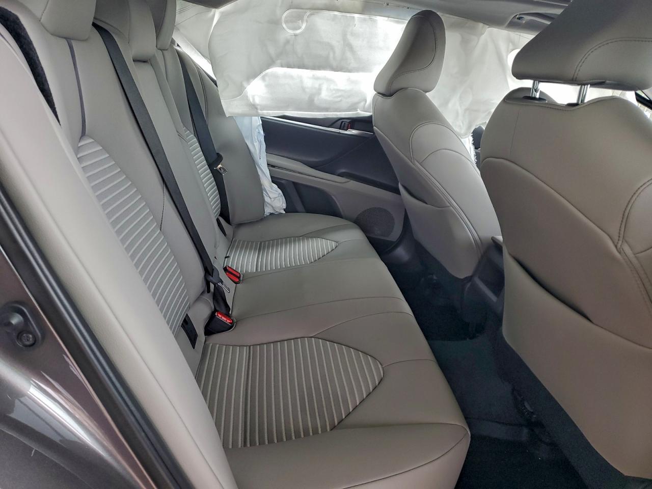 Toyota Camry Se Night Shade Image 4