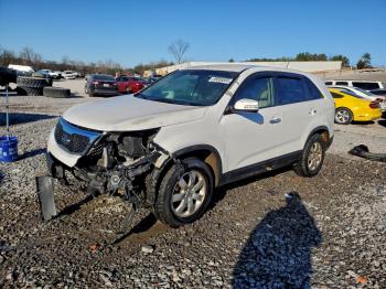 Salvage Kia Sorento