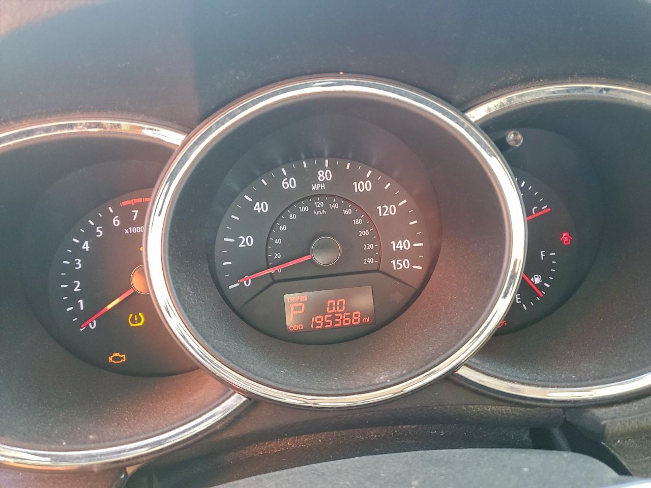 Kia Sorento Lx Image 3