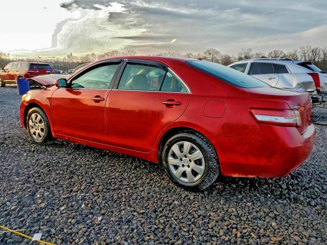 Toyota Camry Base Image 3