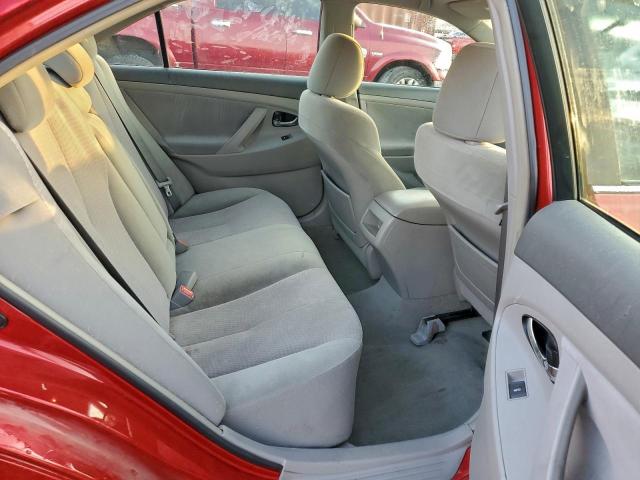 Toyota Camry Base Image 11