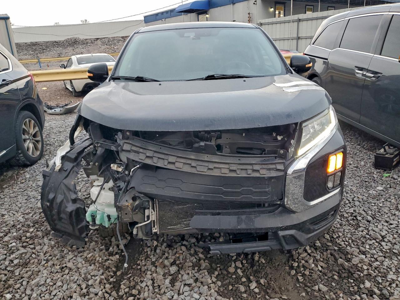 Mitsubishi Outlander Se Image 3