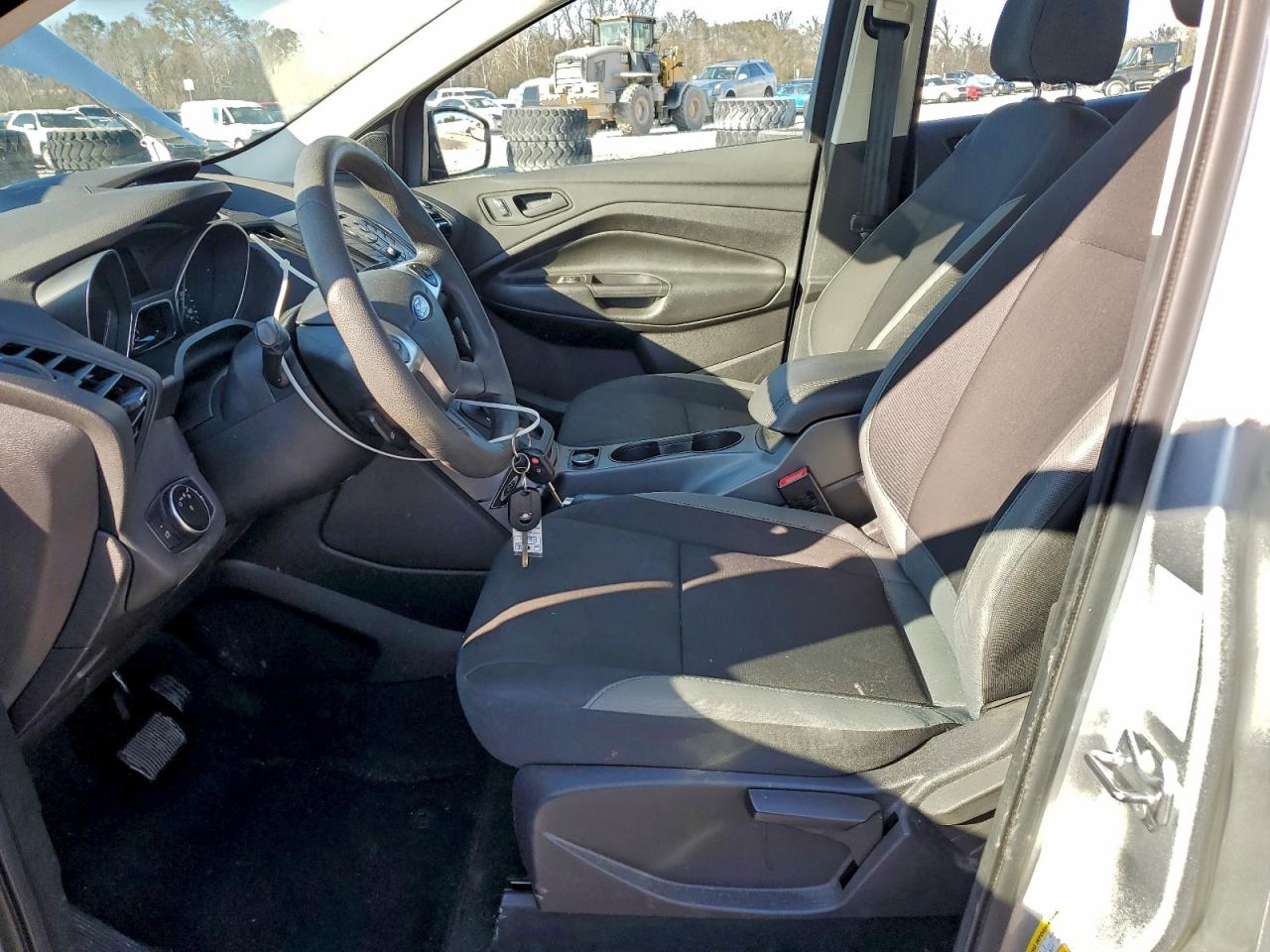 Ford Escape S Image 5