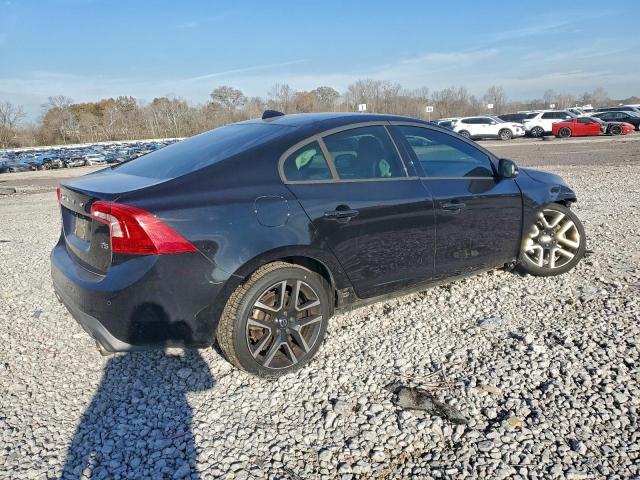 Volvo S60 Image 7
