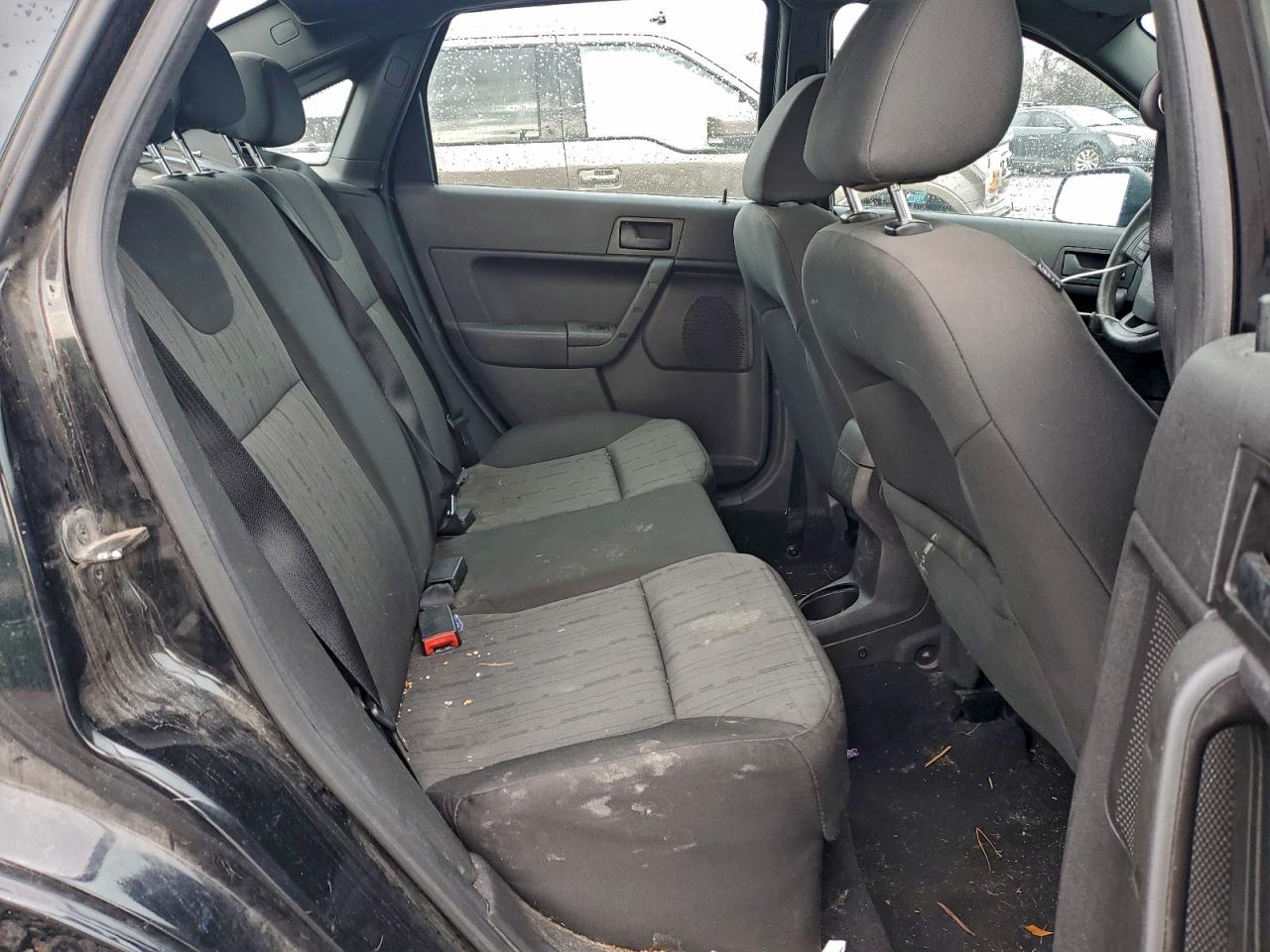 Ford Focus Se Image 8