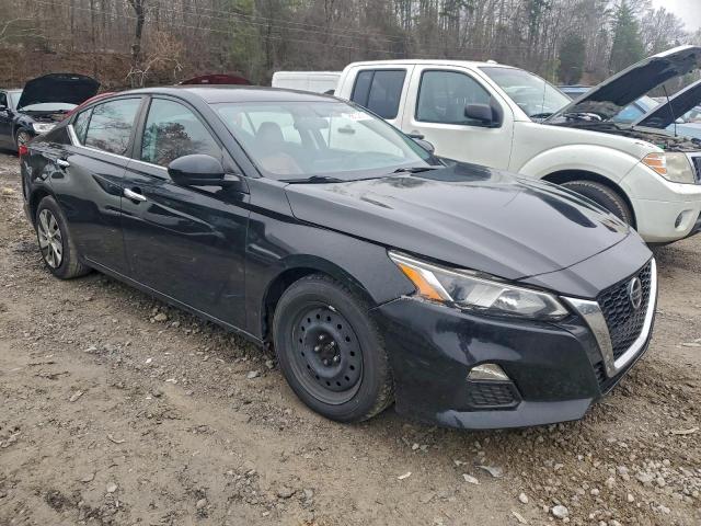 Nissan Altima S Image 7