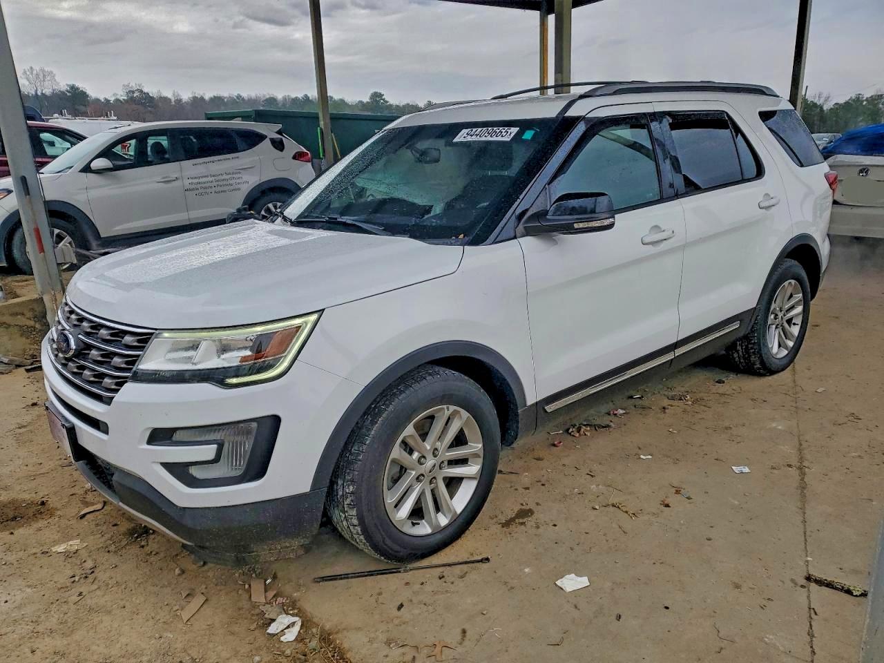 Ford Explorer Xlt Image 1